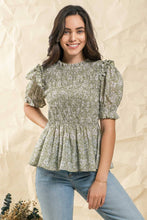 Load image into Gallery viewer, Spring has Sprung Puff Sleeve Floral Top (2 colors)