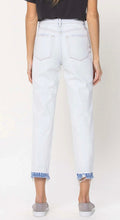 Load image into Gallery viewer, Stone Wash Mom Jeans
