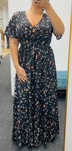 Load image into Gallery viewer, Fall-ing in Love Floral Maxi Dress