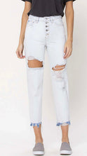 Load image into Gallery viewer, Stone Wash Mom Jeans
