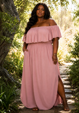 Load image into Gallery viewer, Comfy Pink Pocketed Maxi Dress (Curvy Collection)