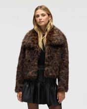 Load image into Gallery viewer, Luxe Faux Foxxy Fur Cropped Jacket