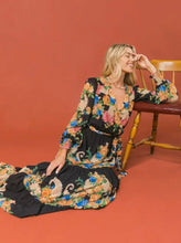 Load image into Gallery viewer, Floral Medallions Maxi Dress
