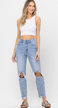 Load image into Gallery viewer, Be Jelly Boyfriend Jean