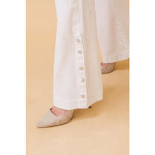 Load image into Gallery viewer, Snazzy Snap High Waisted Paperbag Flare Jeans (2 colors available)
