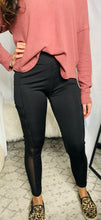 Load image into Gallery viewer, Pocketed Mesh Detail Legging