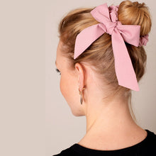 Load image into Gallery viewer, Solid Scarf Pony