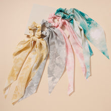 Load image into Gallery viewer, Tie Dye Print Scarf Pony