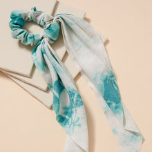 Load image into Gallery viewer, Tie Dye Print Scarf Pony