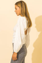 Load image into Gallery viewer, Spring Mode Open Back Bow Crop Blouse
