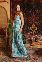 Load image into Gallery viewer, Feelin’ Teal Tie-dyed Maxi Dress
