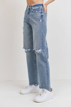 Load image into Gallery viewer, The Karissa Mid-Rise 90&#39;s Straight Jeans
