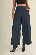 Load image into Gallery viewer, The Manhattan Wide Leg Jean
