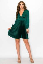 Load image into Gallery viewer, Emerald Envy Pleated Dress
