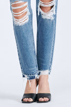 Load image into Gallery viewer, Boyfriend Tuesday Straight Jeans
