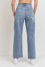 Load image into Gallery viewer, The Karissa Mid-Rise 90&#39;s Straight Jeans
