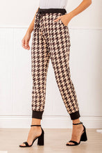 Load image into Gallery viewer, Chic Houndstooth Brushed Joggers
