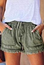 Load image into Gallery viewer, Olive Grove Vintage Vibes Shorts (curvy collection)
