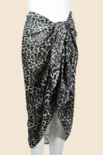 Load image into Gallery viewer, Wild Summer Jaguar Print Sarong
