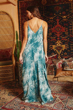 Load image into Gallery viewer, Feelin’ Teal Tie-dyed Maxi Dress
