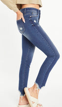 Load image into Gallery viewer, Super High Rise Raw Hem Skinny Jeans
