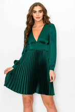 Load image into Gallery viewer, Emerald Envy Pleated Dress
