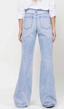Load image into Gallery viewer, Saint Tropez Vintage 90s Flare Jeans
