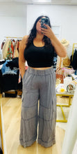 Load image into Gallery viewer, Mineral Washed Cargo Wide Leg Pants
