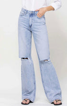 Load image into Gallery viewer, Saint Tropez Vintage 90s Flare Jeans
