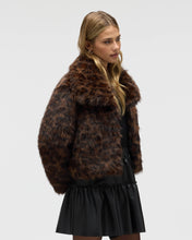 Load image into Gallery viewer, Luxe Faux Fux Fox Fur Cropped Jacket
