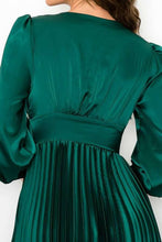 Load image into Gallery viewer, Emerald Envy Pleated Dress
