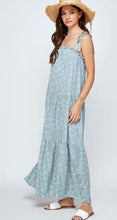 Load image into Gallery viewer, Day Date Floral Maxi Dress
