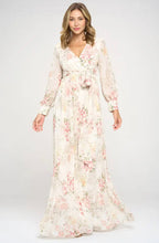 Load image into Gallery viewer, Sweet Floral Maxi Dress
