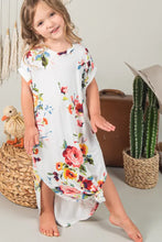 Load image into Gallery viewer, Bunches of Bouquets (Mommy &amp; Me-Sold Separately)
