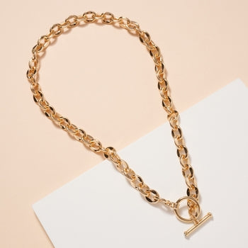 Chunky Chain Linked Toggle Necklace