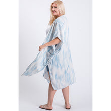 Load image into Gallery viewer, Scattered Blue Kimono (Curvy Collection)

