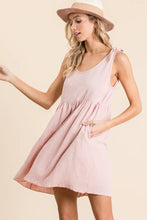 Load image into Gallery viewer, Don&#39;t Make Me Blush Babydoll Linen Dress
