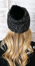 Load image into Gallery viewer, Oversized Pom-Pom Beanie Hat!
