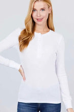Load image into Gallery viewer, Essential Henley Thermal (2 colors available)
