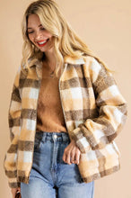 Load image into Gallery viewer, All the Feels Plaid Teddy Jacket
