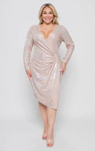 Load image into Gallery viewer, Showstopper Sequin Dress Curvy Collection)
