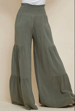 Load image into Gallery viewer, Olive Branch Linen-blend Wide Leg Pants (Curvy Collection)
