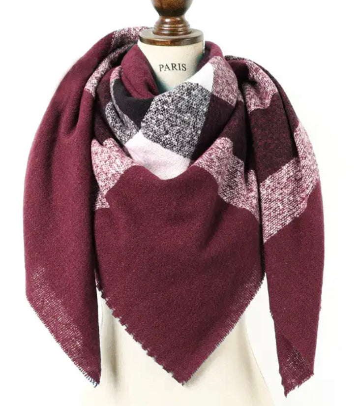 Classic Square Plaid Blanket Scarf (2 colors available)